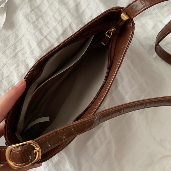 Brown Shoulder Bag - Picture 3 of 4